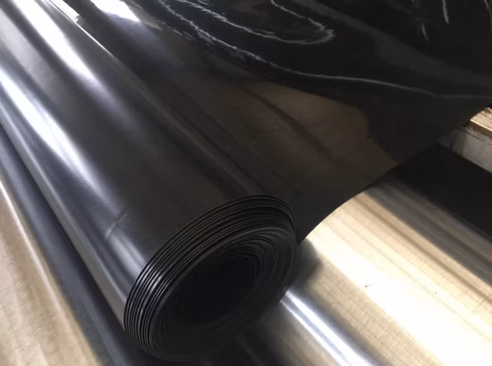 0.2mm/0.5mm/1.0mm/2.0mm revêtement de feuille de plastique noir CE/ASTM Viring géomembrane d'étanchéité en PEHD pour l'agriculture/barrage/décharge/lac/biogaz/projet d'aquaculture